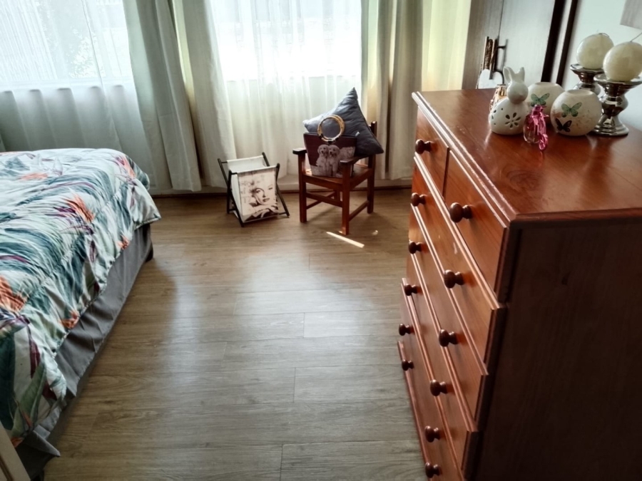 3 Bedroom Property for Sale in Flimieda North West